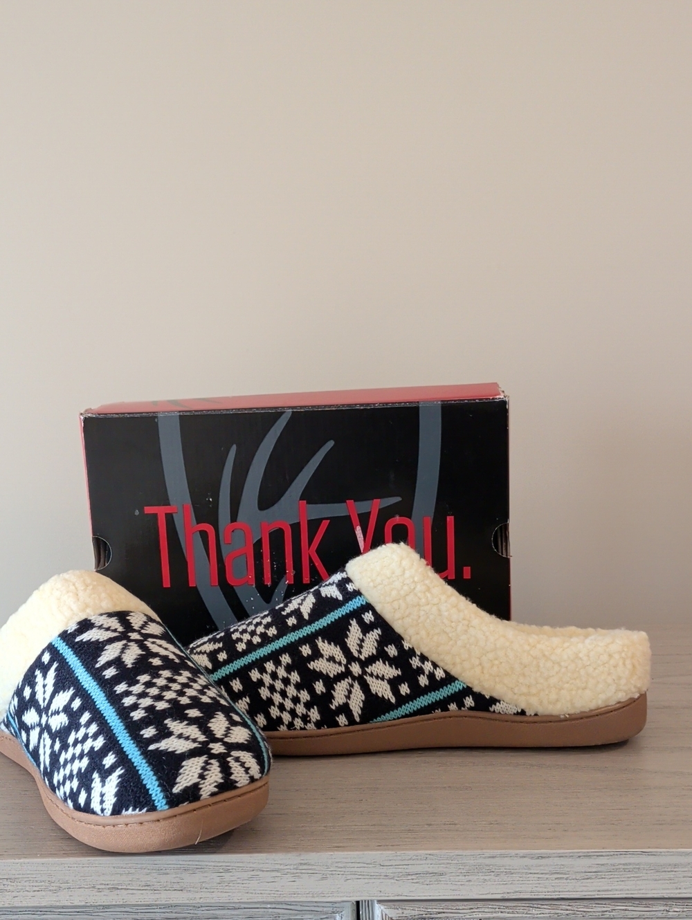 Deer Stags NWT Slippers Lodge Design